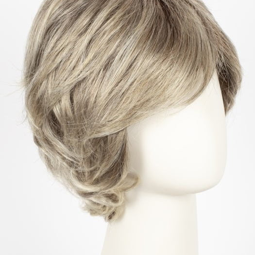 CHAMPAGNE-ROOTED 22.26.20 | Light Beige Blonde, Medium Honey Blonde, and Platinum Blonde blend with Dark Roots