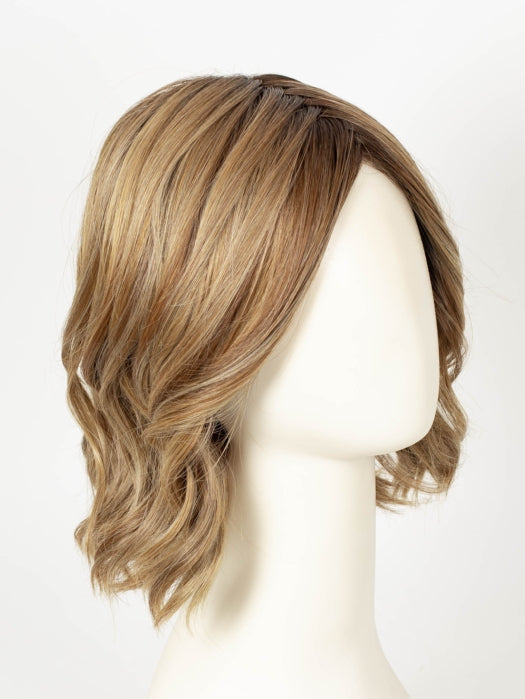  CARAMEL TOFFEE BLONDE-R | Toffee is a warm, dimensional shade blending medium brown with golden blonde and caramel highlights. Softly rooted for a natural, sun-kissed finish.