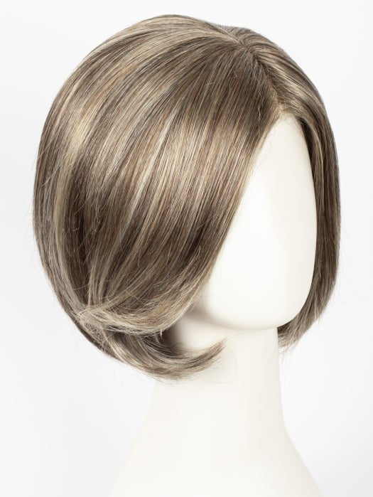 GL18-23 TOASTED PECAN | Ash Brown with Cool Blonde Highlights