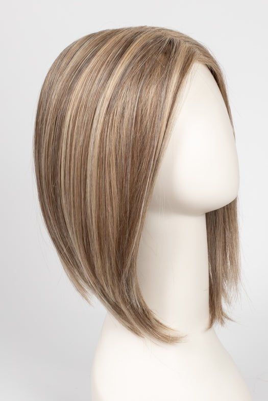 RL16/88 PALE GOLDEN HONEY | Dark Natural Blonde Evenly Blended with Pale Golden Blonde