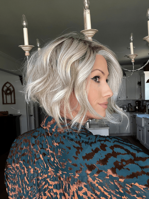 Jenna @jenna_fail wearing TREND ALERT by GABOR in color GF19-23SS BISCUIT | Light Ash Blonde Evenly Blended with Cool Platinum Blonde with Dark Roots