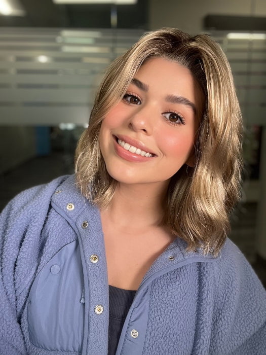 ZOE wearing CHARLOTTE LARGE by ENVY in PROSECCO | BROWN ROOTS WITH GOLDISH BLONDE HIGHLIGHTS