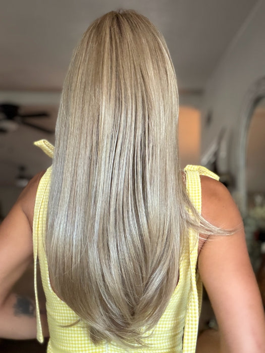 Roxie wearing NEXT TOP MODEL by TRESSALLURE in 14/23/R8 | Light Brown blended with Platinum Blonde, Shaded with Dark Roots