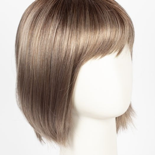 MILK-TEA-LR | Creamy beige with longer dark roots
