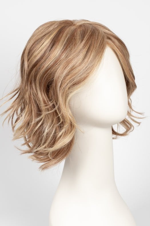 RL14/25 HONEY GINGER | Dark Blonde Evenly Blended with Medium Golden Blonde
