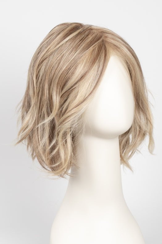 RL16/88 PALE GOLDEN HONEY | Dark Natural Blonde Evenly Blended with Pale Golden Blonde