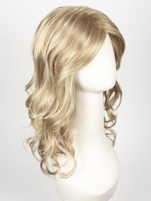 RH1488 | Dark Blonde with Lightest Blonde Highlights