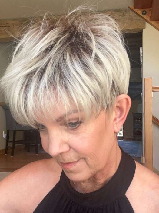 Susan @an_affair_with_hair wearing ELAN by ELLEN WILLE in color LIGHT-CHAMPAGNE-ROOTED 101.15.12 | Lightest Pale Blonde, Lightest Ash Blonde, and Light Golden Blonde with Dark Shaded Roots 