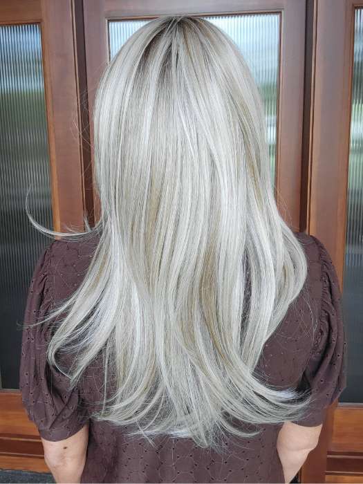 Natalie @vanish.into.thin.hair wearing LAUREN by BELLETRESS in color BURNT BISCUIT BLONDE | A Blend of Sand, Honey, and Creamy Soft Blonde with a Medium Root