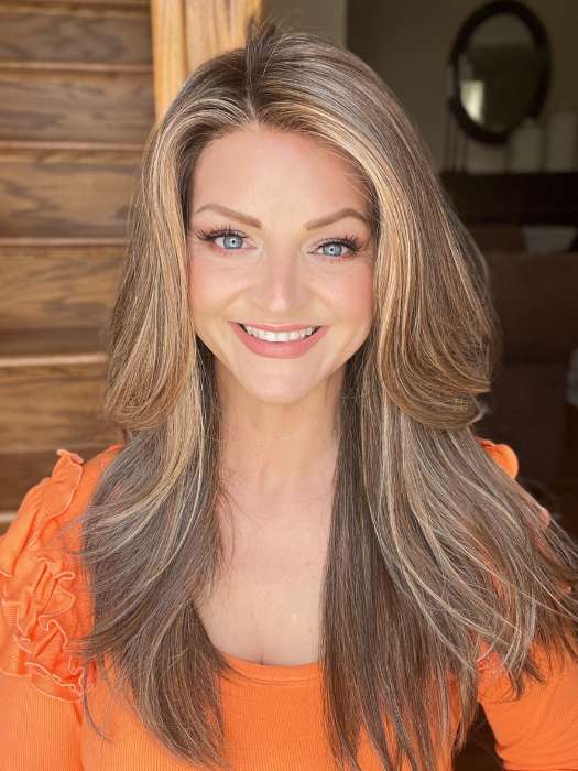 Sandy @i_be_wiggin wearing GLAM by TRESSALLURE in color 17/23/R8 | Beige Blonde and Auburn Blended with Medium Brown Roots
