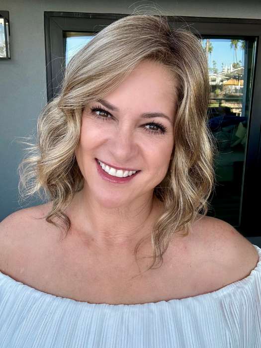 Susan Cooke @wigs_with_wisdom wearing JULIANNE LITE by JON RENAU in color 24BT18S8 SHADED MOCHA | Medium Natural Ash Blonde & Light Natural Gold Blonde Blend, Shaded with Medium Brown
