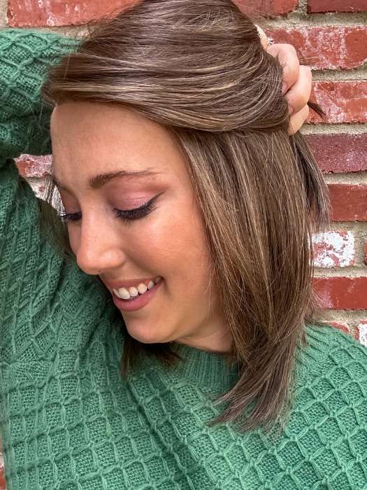 Jen Brown @being_mrs_brown wearing SANTA BARBARA by BELLETRESS in color COOLEST ASH BROWN | A combination of Light Ash Brown, Cool Medium Brown and a hint of Dark Blonde | outside lighting
