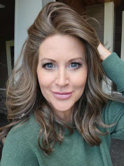 Natalie Gray @vanish.into.thin.hair wearing LAGUNA BEACH by BELLETRESS in color COOLEST ASH BROWN | A combination of Light Ash Brown, Cool Medium Brown and a hint of Dark Blonde
