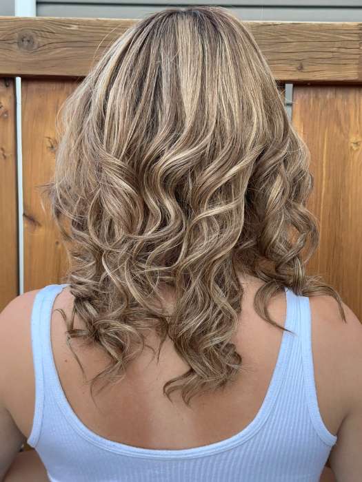 Steph B. @wigswithsteph wearing OAKLY by AMORE in color HIGHLIGHTED-BROWN-ROOT | Medium Brown Base with a combination of Light Cool Blond and Dark Warm Blond Highlights.
