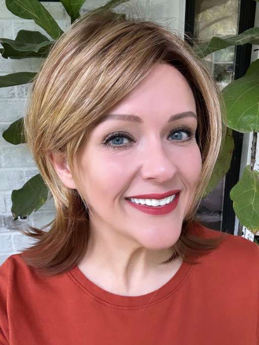 Marcie Mertz @wig.obsessed wearing ROSE by ENVY BY ALAN EATON in color GOLDEN-NUTMEG | Medium Brown roots with overall Warm Cinnamon base and Golden Blonde highlights
