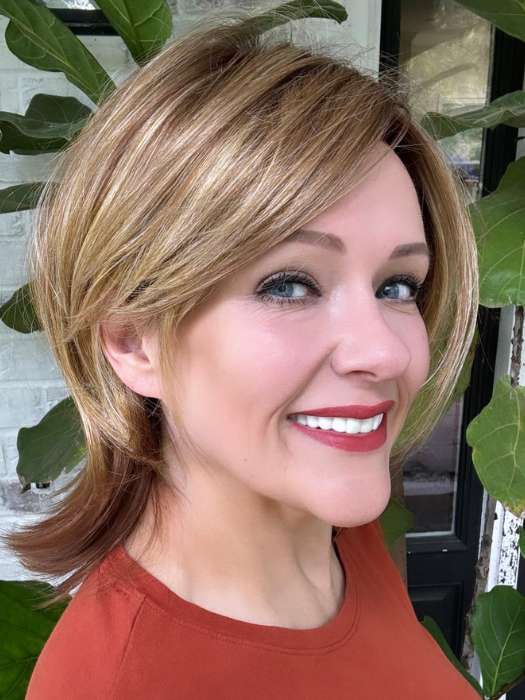 Marcie Mertz @wig.obsessed wearing ROSE by ENVY BY ALAN EATON in color GOLDEN-NUTMEG | Medium Brown roots with overall Warm Cinnamon base and Golden Blonde highlights
