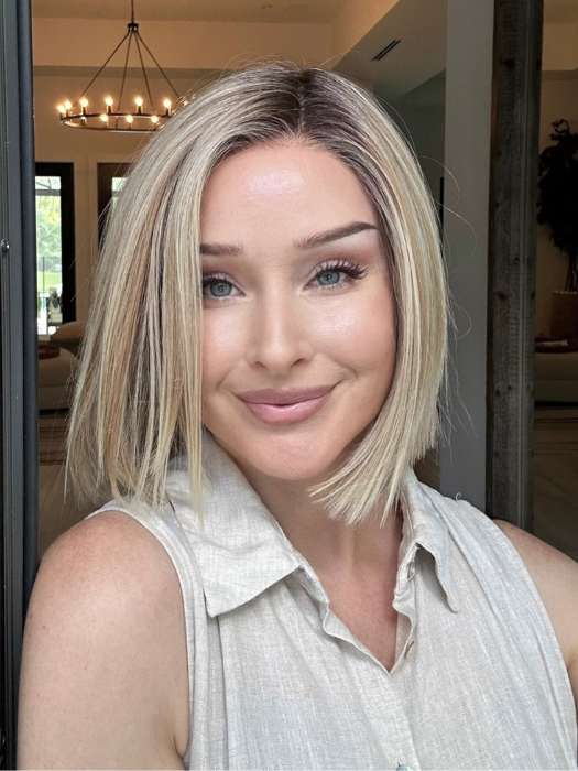 Heather @cjswigs wears LIA II by ELLEN WILLE in color SAHARA BEIGE ROOTED 26.20.25 | Light Golden Blonde, Light Strawberry Blonde, Lightest Golden Blonde Blend with Dark Shaded Roots