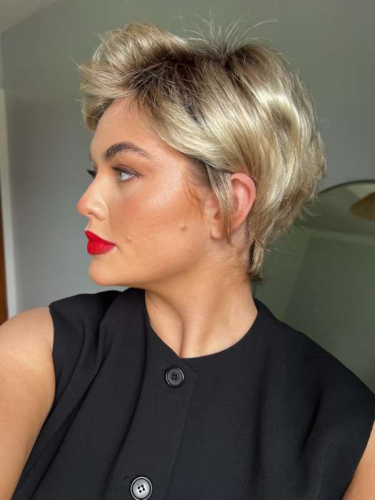 Olivia @oliviamcveigh_ wearing SPARKLE ELITE by RAQUEL WELCH WIGS in color SS14/88 SHADED GOLDEN WHEAT | Dark Blonde Evenly Blended with Pale Blonde Highlights and Dark Roots