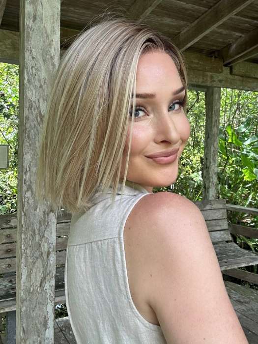 Heather @cjswigs wears LIA II by ELLEN WILLE in color SAHARA BEIGE ROOTED 26.20.25 | Light Golden Blonde, Light Strawberry Blonde, Lightest Golden Blonde Blend with Dark Shaded Roots