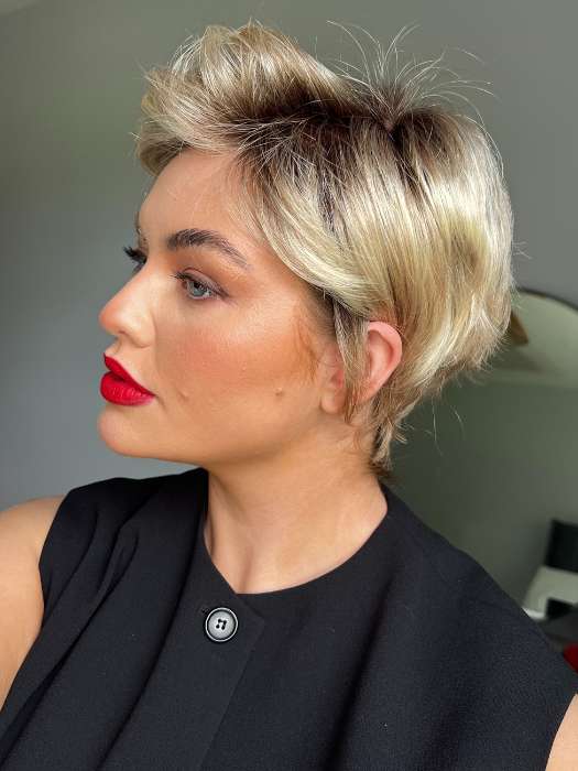 Olivia @oliviamcveigh_ wearing SPARKLE ELITE by RAQUEL WELCH WIGS in color SS14/88 SHADED GOLDEN WHEAT | Dark Blonde Evenly Blended with Pale Blonde Highlights and Dark Roots