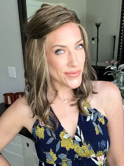 Kristyna @kristynamoore wearing WILLOW by JON RENAU in color 10RH16 CAFFE MOCHA | Light Brown with 33% Light Natural Blonde Highlights | styled