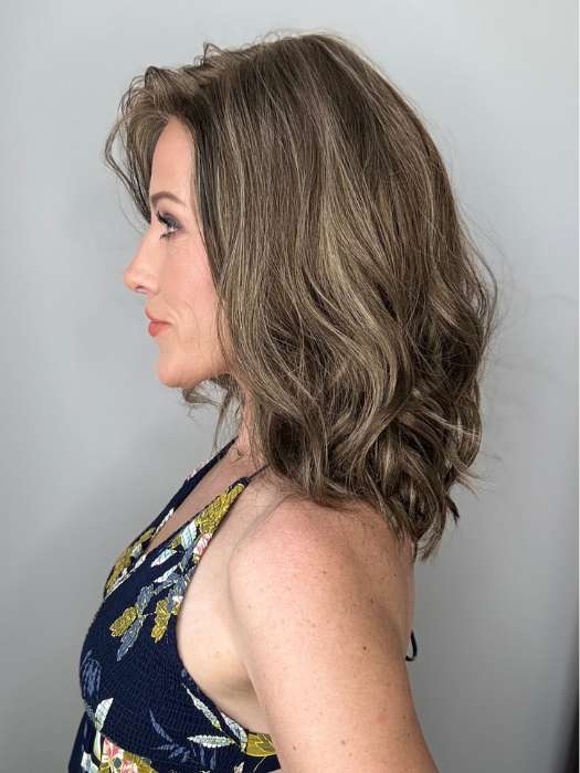 Kristyna @kristynamoore wearing WILLOW by JON RENAU in color 10RH16 CAFFE MOCHA | Light Brown with 33% Light Natural Blonde Highlights