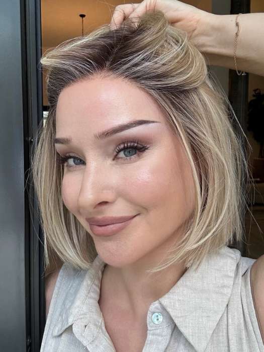 Heather @cjswigs wears LIA II by ELLEN WILLE in color SAHARA BEIGE ROOTED 26.20.25 | Light Golden Blonde, Light Strawberry Blonde, Lightest Golden Blonde Blend with Dark Shaded Roots