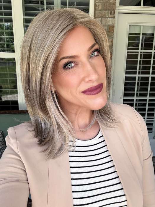 Kristyna @kristynamoore wearing HARPER by JON RENAU in color 101F48T MARTINI | Soft White Front, Light Brown with 75% Grey Blend with Soft White Tips