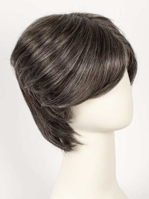 PEPPER MIX 39.44 | Medium Brown with 35% Light Gray and Dark Brown Blend