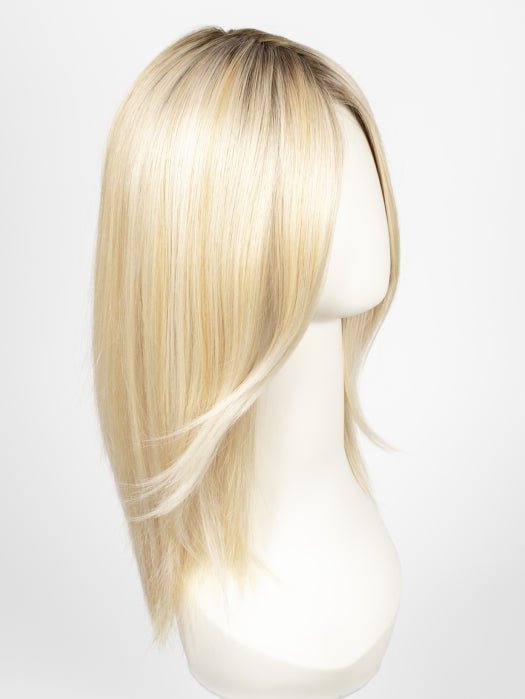 24/102/R12 | Gold Blonde with Platinum Highlights with Gold Brown Roots