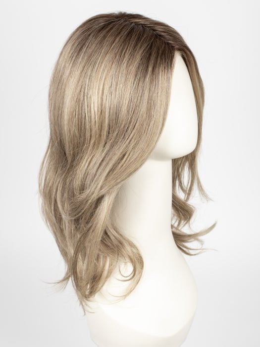 RL17/23SS ICED LATTE MACCHIATO | Honey Blonde shaded with Cool Blonde and Dark Roots