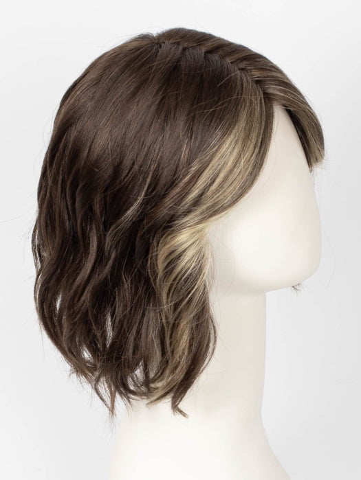 COFFEE BROWN LIGHTED 8.6.16 | Medium Brown and Dark Brown with Medium Blonde Blend with Highlights Throughout and Concentrated in the Front