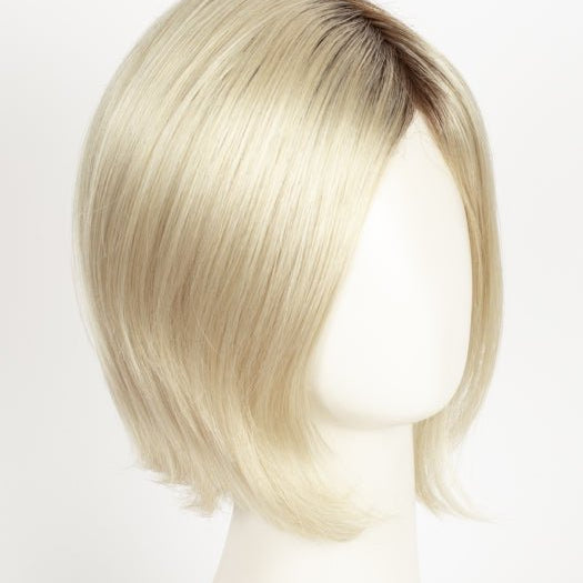  CHAMPAGNE-R | Light Beige Blonde, Medium Honey Blonde, and Platinum Blonde blend with Dark Roots