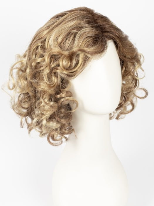 14/26S10 SHADED PRALINES N' CREAM | Light Gold Blonde & Medium Red-Gold Blonde Blend, Shaded with Light Brown