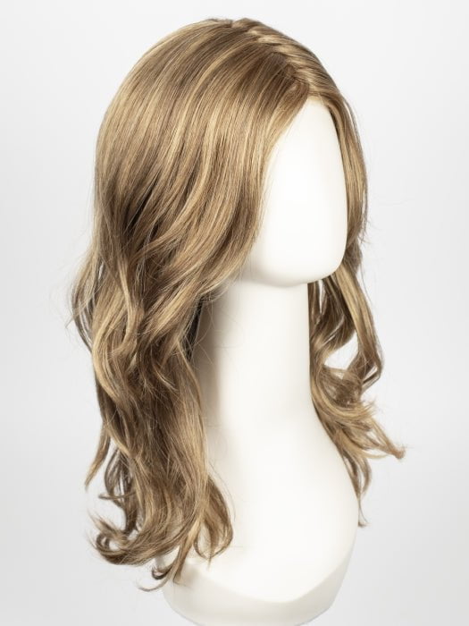 24BT18 ECLAIR | Dark Natural Gold Blonde & Light Natural Gold Blonde Blend with Light Natural Gold Blonde Tips