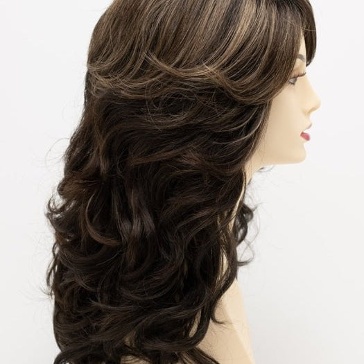 AMARETTO CREAM | Dark Brown roots with overall Medium Brown base with Honey Blonde highlights