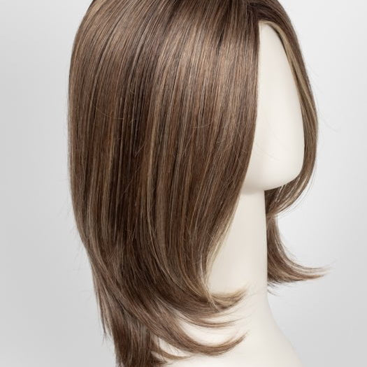 GF11-25SS HONEY PECAN | Chestnut Brown base blends into multi-dimensional tones of Brown and Golden Blonde