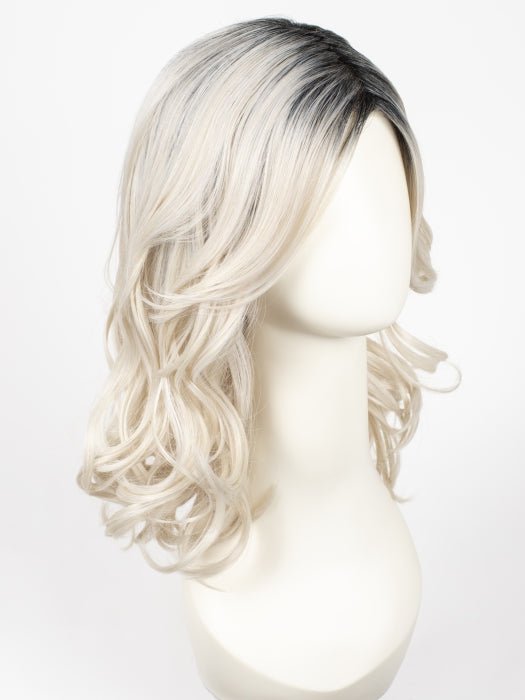CREME-DE-COCO | Light Copper Blonde in the Middle and Medium Brown Nape and Roots