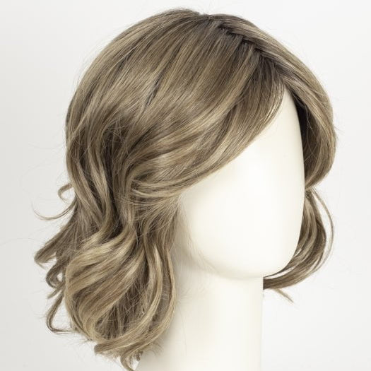 RL10/22SS SHADED ICED CAPPUCCINO | Light Brown Shaded with Medium Blonde