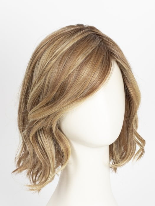 CARAMEL BLONDE R | Light Brown Rooted, with a blend of Light Gold Blonde, hint of Strawbery Blonde and Light Auburn with the balance of Cool, Light Blonde Highlights.
