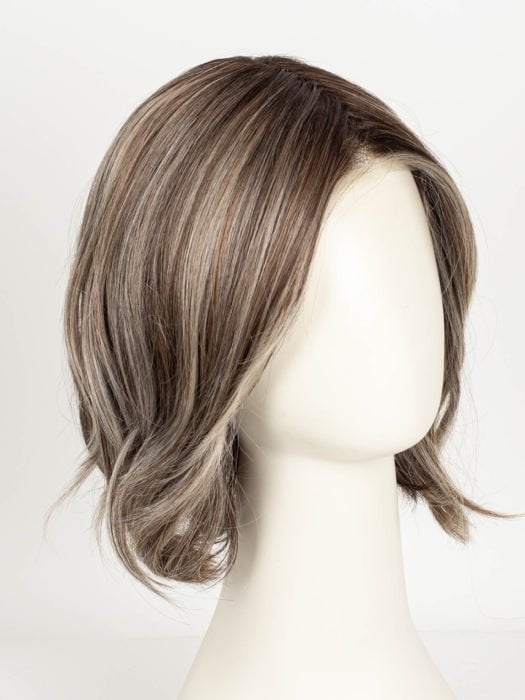 TRES CHOCOLATE R | Carefully placed White, Medium, and Dark Chocolate tones completed with a Dark Brown Root. This color is perfect for both Blond and Brown enthusiasts