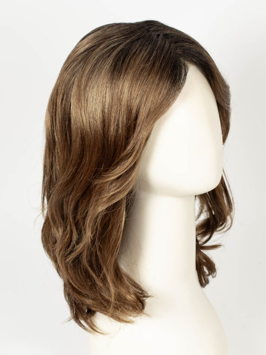 CINNAMON TOFFEE | Neutral to Warm Light Brown with Dark Brown Roots