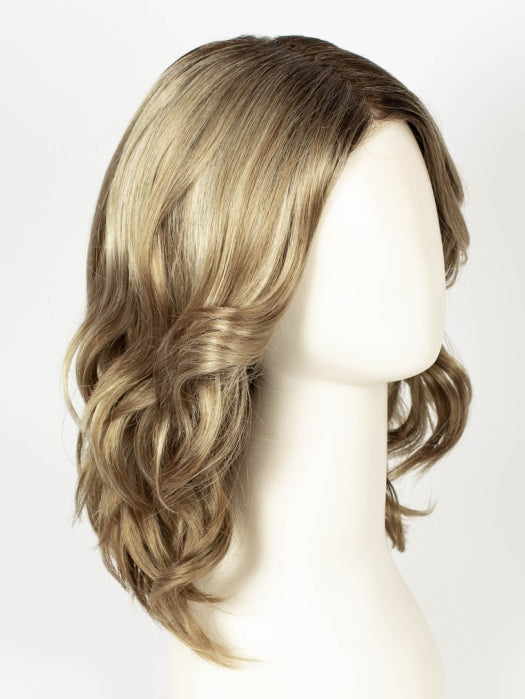 GOLDEN SANDSTONE | Creamy Beige-Blonde with Darker Brown Roots