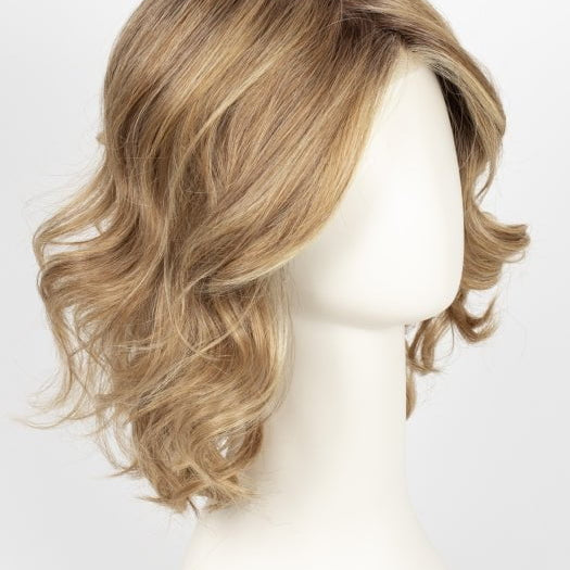 RL14/25SS | Shaded Honey Ginger | Dark Blonde Evenly Blended with Medium Golden Blonde With Dark Roots