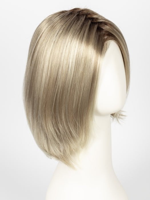 22F16S8 VENICE BLONDE | Light Ash Blonde and Light Natural Blonde Blend Shaded with Medium Brown