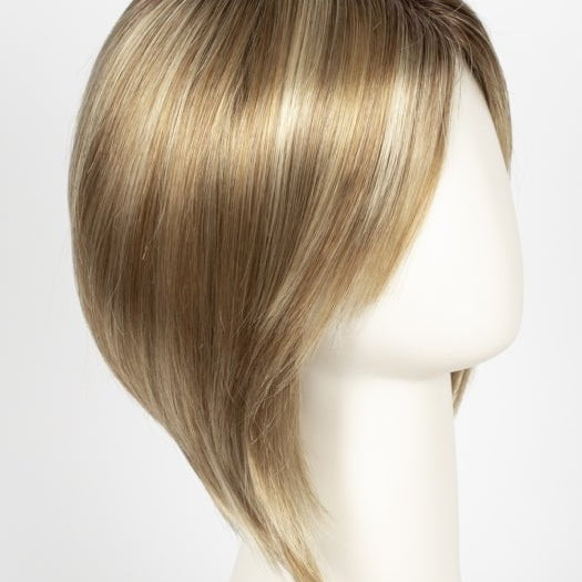 CREAMY TOFFEE R | Rooted Dark Blonde Evenly Blended with Light Platinum Blonde and Light Honey Blonde