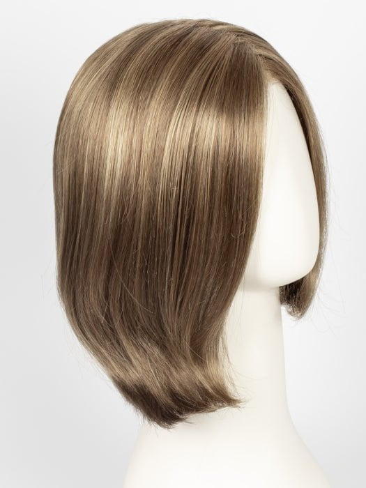 R12/26H | Light Brown with Golden Blonde Highlights on Top
