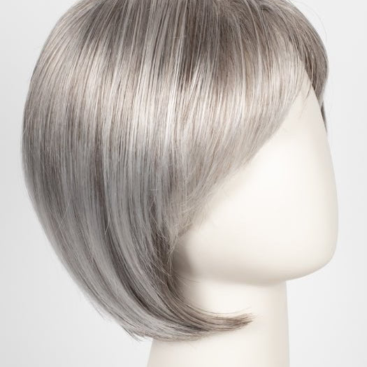 R51LF60 | Off Black w/75% Grey Lightening to Gold Blonde Mix in Front