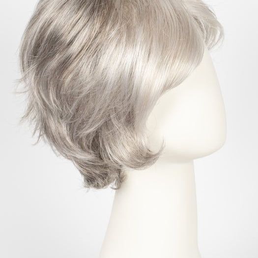 305C SUGARED SMOKE | Light Blonde with 80% Grey and a Pearly White front