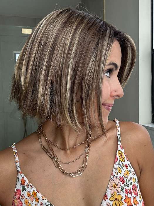 Lorena @faux.hurr.lifee wearing LUMI by ESTETICA in color CKISSRT4 | Golden Brown with Copper Blonde Highlights and Dark Brown Roots